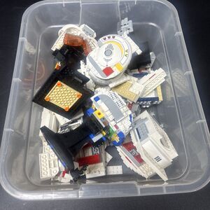 Lego Star Wars lot Helmets - Red Five, Captain Rex, Scout Trooper